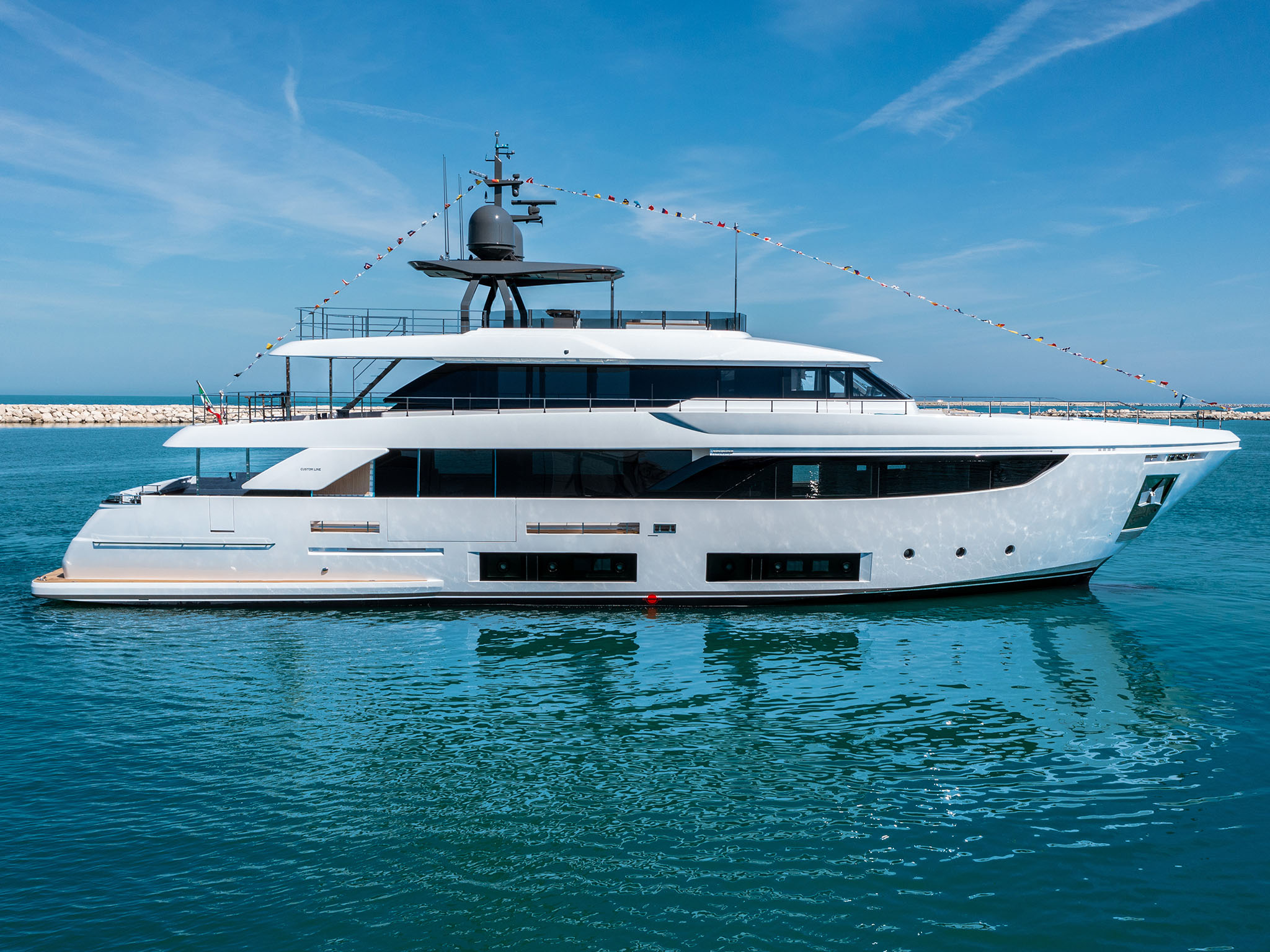 Custom Line celebrates the launch of its 27th Navetta 33 superyacht.<br />
 
