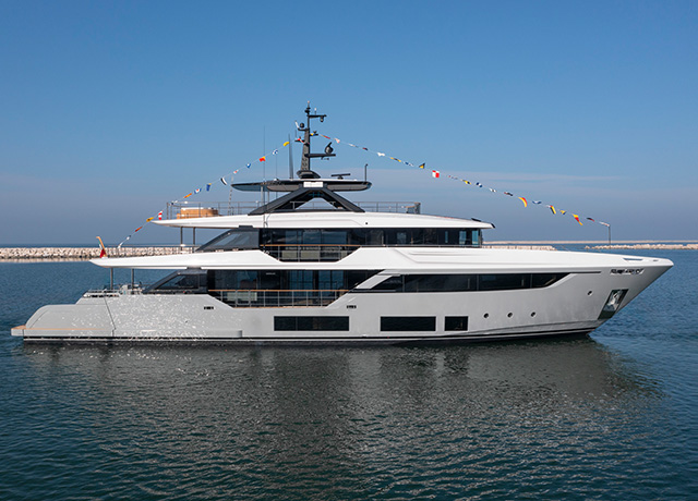 Stapellauf der ersten Custom Line Navetta 38.<br />
 