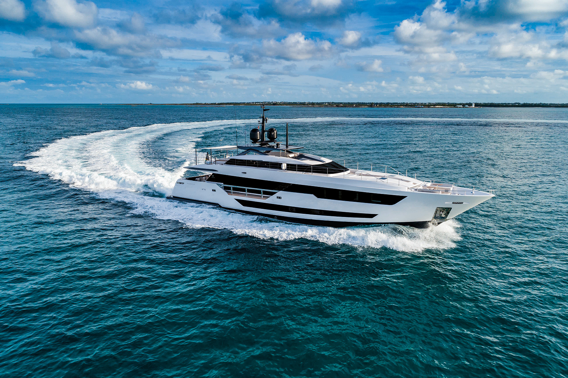 Ferretti Group presents the world premiere of wallypower50X and the AMAS premiere of Ferretti Yachts 940 at the Discover Boating Miami International Boat Show 2026.