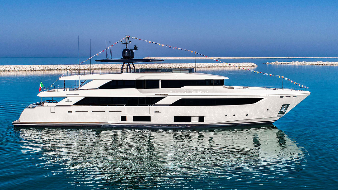 Custom Line Navetta 42 - M/Y Ciao