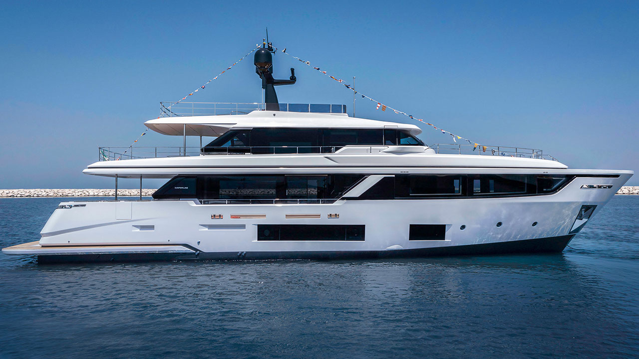 Custom Line Navetta 30 - M/Y Ayshe